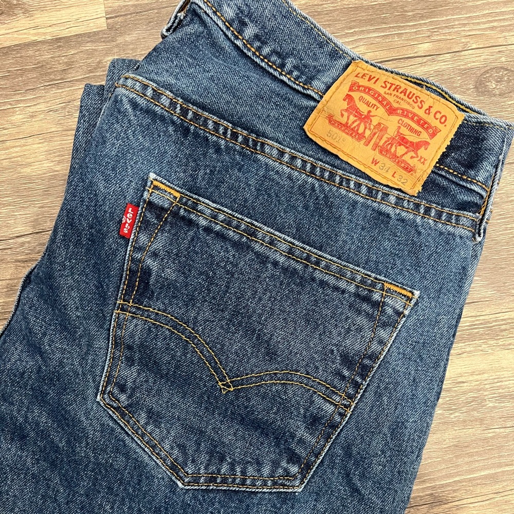 Mens Levi’s 501 Original Fit Jeans